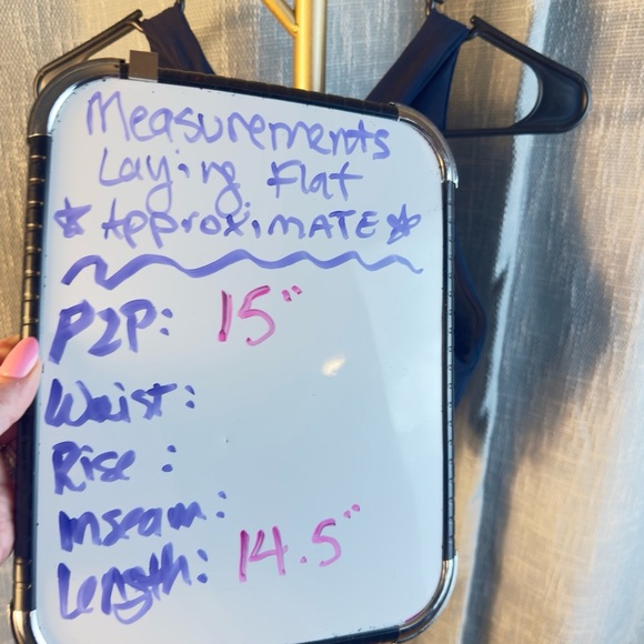 Athleta Conscious Crop Bra Top size Medium in Navy - Picture 5 of 10